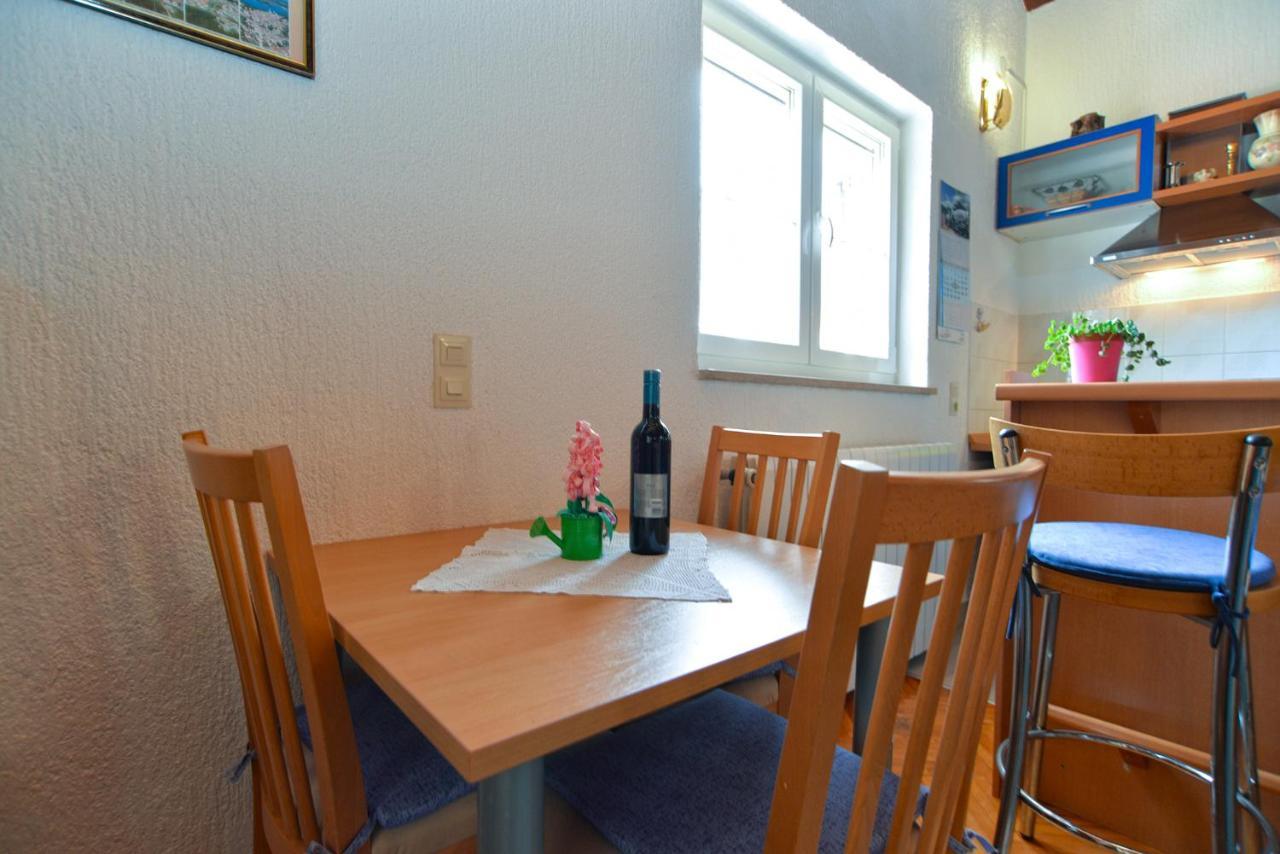 Apartments Marko 1377 Πόρετς Εξωτερικό φωτογραφία