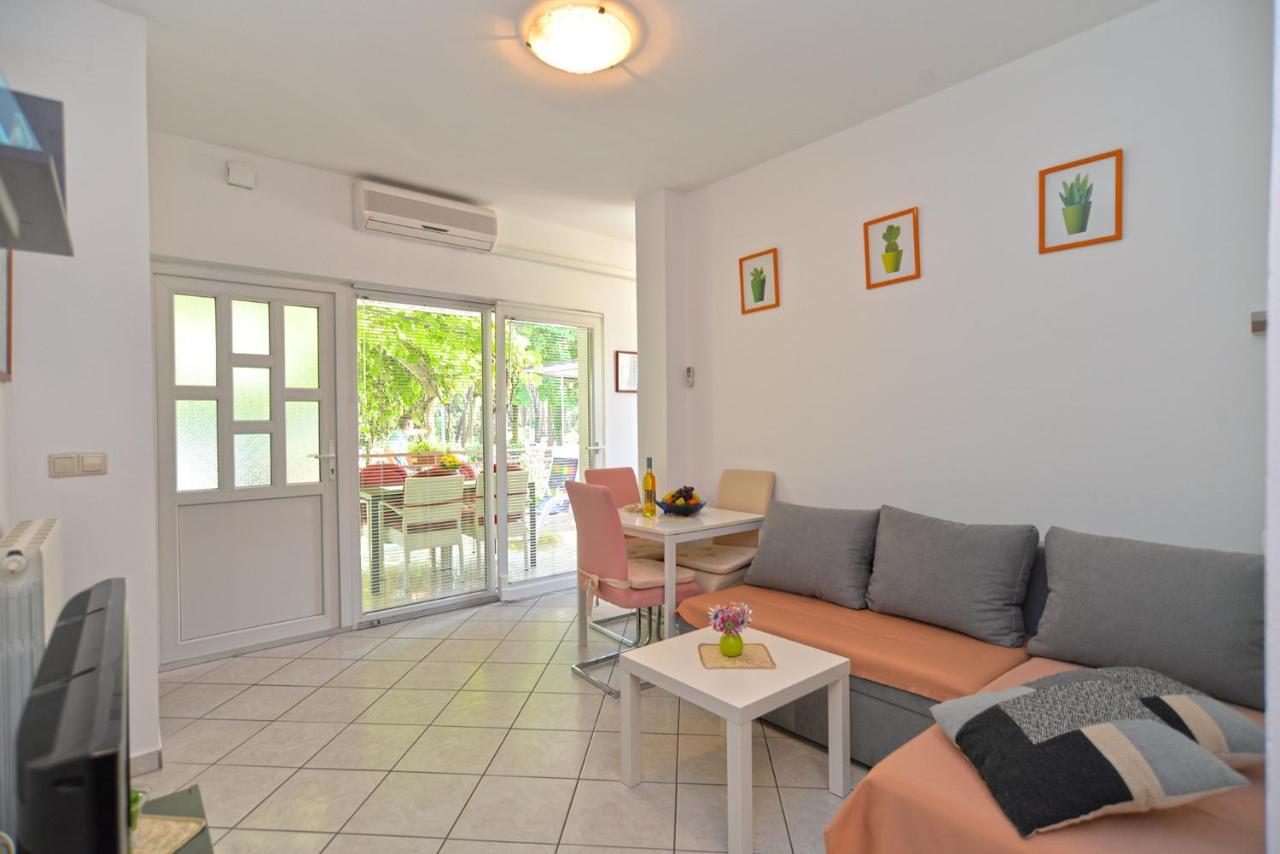 Apartments Marko 1377 Πόρετς Εξωτερικό φωτογραφία