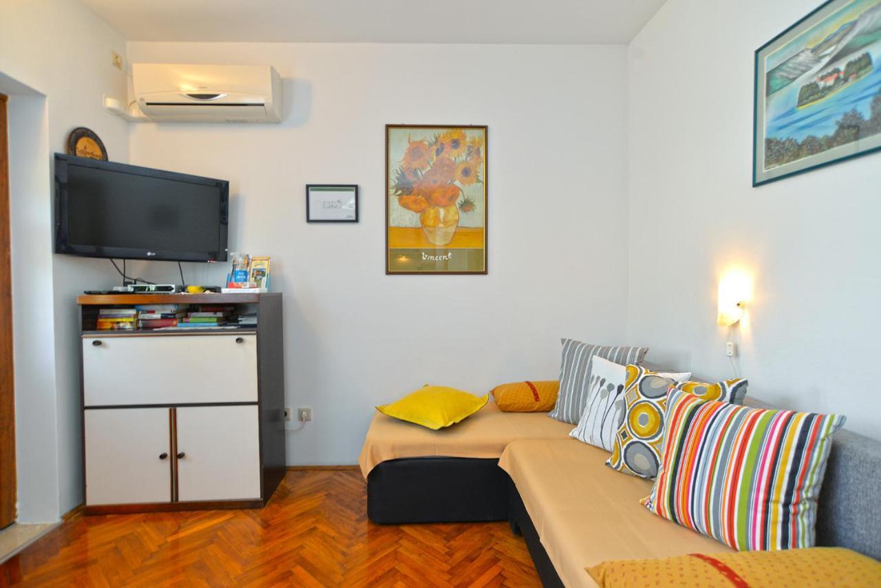 Apartments Marko 1377 Πόρετς Εξωτερικό φωτογραφία