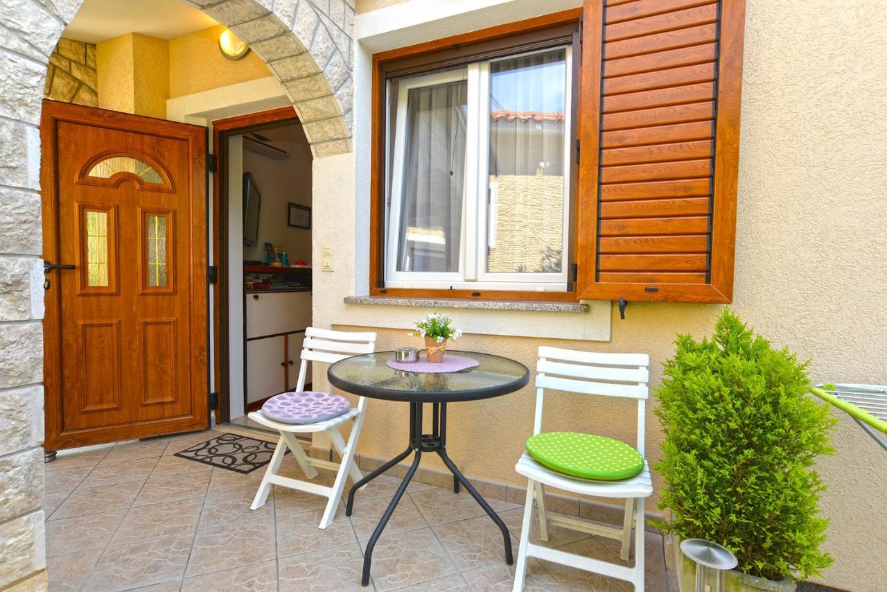 Apartments Marko 1377 Πόρετς Εξωτερικό φωτογραφία