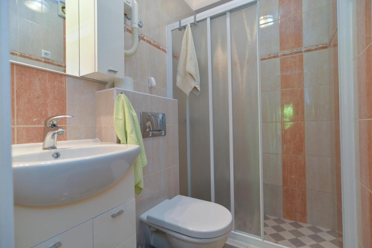 Apartments Marko 1377 Πόρετς Εξωτερικό φωτογραφία