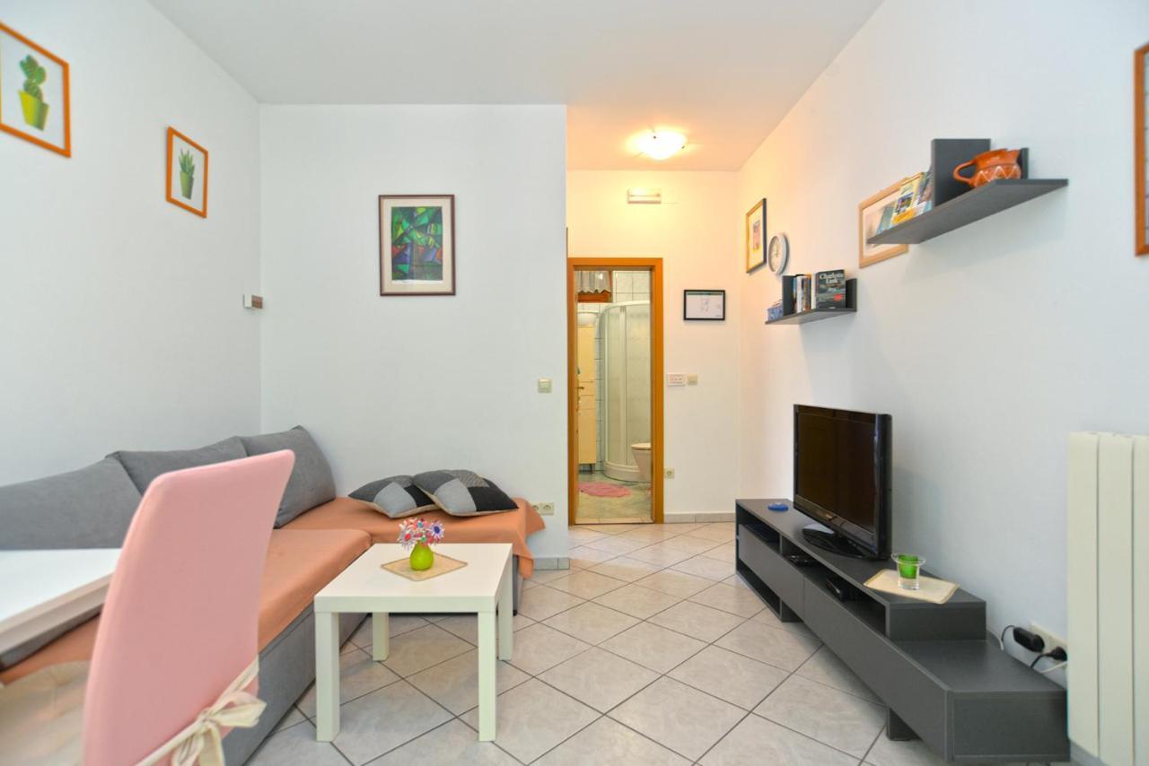 Apartments Marko 1377 Πόρετς Εξωτερικό φωτογραφία